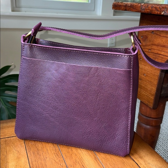 AP PLG Triangle in Plum - Picture 3 of 8